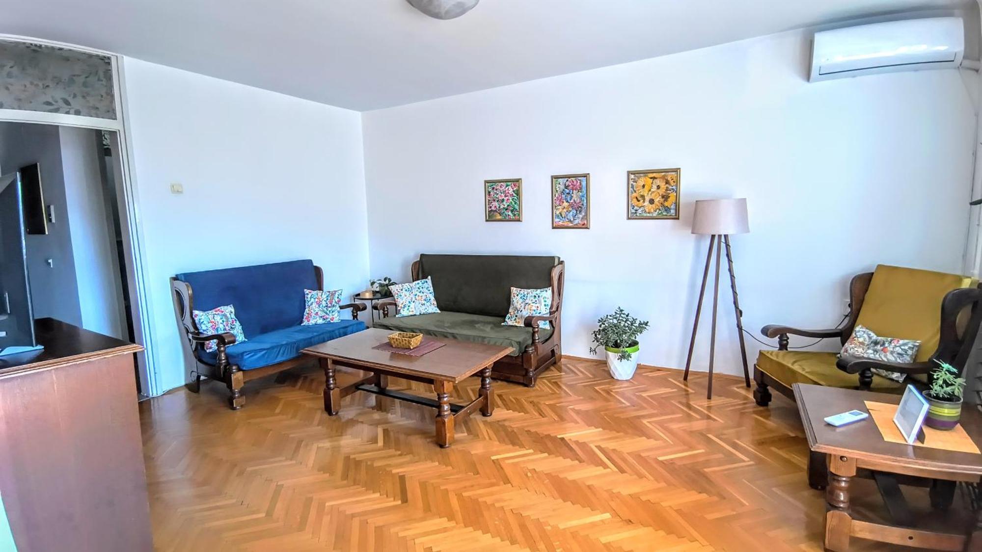 Apartment Maya'S Place สโกเปีย ห้อง รูปภาพ